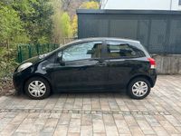 Gebraucht Toyota Yaris 70 PS (51 kW) 2009 Schwarz Kleinwagen