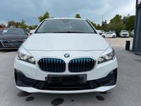 Gebraucht BMW 225 Active Tourer iPerformance 224 PS (164 kW) 2018 Weiß Van / Kleinbus