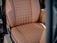 Gebraucht Land Rover Defender SE 122 PS (89 kW) 2011 Grün Kombi