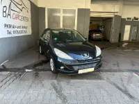 Gebraucht Peugeot 206 73 PS (53 kW) 2012 Schwarz Limousine