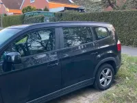 Używany Chevrolet Orlando 141 KM (103 kW) 2012 Czarny Minivan