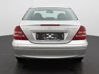 Gebraucht Mercedes C180 143 PS (105 kW) 2005 Silber Limousine