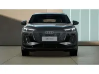 Gebraucht Audi Q6 Sportback e-tron Comfort 284 kW (387 PS) 2025 Daytonagrau perleffekt SUV