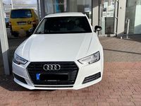Gebraucht Audi A4 150 PS (110 kW) 2018 Weiß Kombi