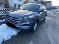 Gebraucht Hyundai Tucson Classic 132 PS (97 kW) 2016 Grau SUV