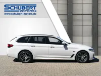Gebraucht BMW 530e M Sport 292 PS (214 kW) 2023 Weiß Kombi