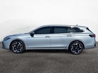 Neu VW Passat R-line 193 PS (141 kW) 2026 Oyster silver Kombi