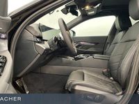 Neu BMW 540 Performance 303 PS (222 kW) 2026 Saphirschwarz metallic Kombi