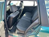 Gebraucht BMW 316 99 PS (72 kW) 1993 Grün Kombi