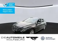 Gebraucht VW Golf VIII Life 150 PS (110 kW) 2022 Deep black perleffekt (metallic) Kombi