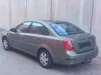 Gebraucht Chevrolet Kalos 110 PS (80 kW) 2003 Grün Limousine