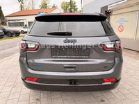 Gebraucht Jeep Compass 241 PS (177 kW) 2023 Grau SUV