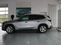 Gebraucht BMW iX1 Performance 230 kW (313 PS) 2024 Spacesilber metallic SUV