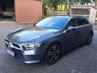 Gebraucht Mercedes A180 116 PS (85 kW) 2020 Grau Kleinwagen