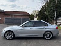 Second-hand BMW 320 Shadowline 184 CP (135 kW) 2012 Argintiu Berlinǎ