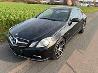 Gebraucht Mercedes E350 231 PS (169 kW) 2009 Schwarz Coupé
