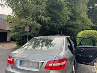 Gebraucht Mercedes E220 180 PS (132 kW) 2010 Grau Limousine