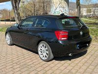 Gebraucht BMW 114 95 PS (69 kW) 2015 Schwarz Kleinwagen