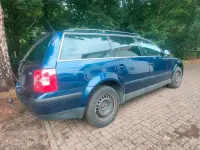 Gebraucht VW Passat 101 PS (74 kW) 2005 Blau Kombi