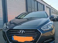 Gebraucht Hyundai i40 141 PS (103 kW) 2015 Grau Limousine