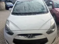 Gebraucht Hyundai ix20 125 PS (91 kW) 2013 Weiß Kleinwagen