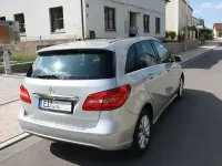 Gebraucht Mercedes B200 156 PS (114 kW) 2012 Silber Kleinwagen