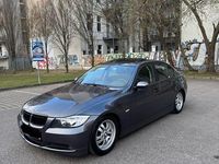 Gebraucht BMW 318 129 PS (94 kW) 2006 Grau Limousine