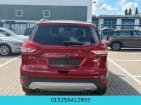 Usado Ford Kuga Titanium 150 HP (110 kW) 2016 Vermelho SUV