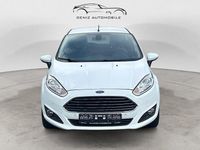 Gebraucht Ford Fiesta Titanium 101 PS (74 kW) 2016 Weiß Kleinwagen