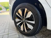 Gebraucht VW Golf VIII Move 110 PS (80 kW) 2024 Weiß Limousine