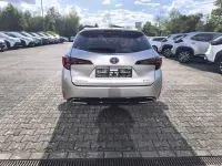 Neu Toyota Corolla 140 PS (102 kW) 2025 Cosmicsilber metallic Kombi