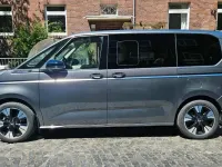 Gebraucht VW Multivan 245 PS (180 kW) 2025 Grau Van / Kleinbus