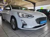 Gebraucht Ford Focus Cool & Connect 120 PS (88 kW) 2019 Weiß Kombi