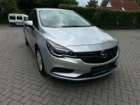 Gebraucht Opel Astra Selection 95 PS (69 kW) 2015 Argon silber/ice silver (m2) Kleinwagen
