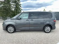 Gebraucht VW Multivan Basis 150 PS (110 kW) 2024 Grau Van / Kleinbus