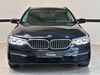 Gebraucht BMW 520 Sport Line 409 PS (300 kW) 2017 Imperialblau brillanteffekt Kombi