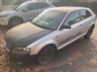 Second-hand Audi A3 Ambiente 116 CP (85 kW) 2004 Gri Hatchback