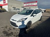 Gebraucht Ford Fiesta Trend 95 PS (69 kW) 2011 Weiß Kleinwagen