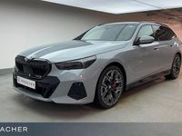 Neu BMW 540 Performance 303 PS (222 kW) 2026 M brooklyn grau metallic Kombi