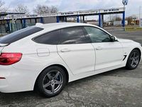Gebraucht BMW 320 190 PS (139 kW) 2017 Weiß Limousine