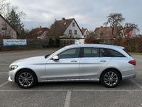 Gebraucht Mercedes C200 Avantgarde 184 PS (135 kW) 2015 Silber Kombi
