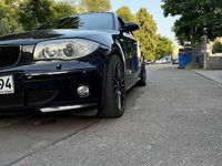 Gebraucht BMW 118 129 PS (94 kW) 2007 Schwarz Kleinwagen