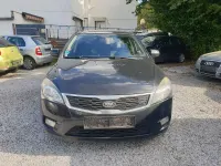 Gebraucht Kia Ceed 90 PS (66 kW) 2011 Schwarz Kleinwagen