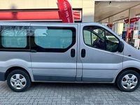 Gebraucht Opel Vivaro 114 PS (83 kW) 2015 Silber Van / Kleinbus