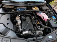 Second-hand VW Passat 105 CP (77 kW) 2001 Albastru Break