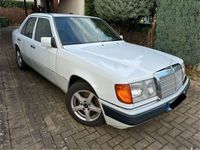 gebraucht Mercedes E200 E 200