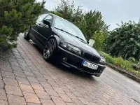 Gebraucht BMW 325 Sport Line 192 PS (141 kW) 2001 Schwarz Limousine