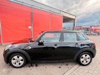 Usata Mini Cooper 101 CV (74 kW) 2017 Nero Utilitaria