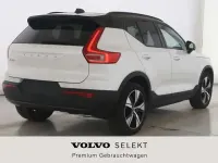 Gebraucht Volvo XC40 Plus 300 kW (408 PS) 2021 Crystal white pearl SUV