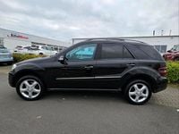 Gebraucht Mercedes ML320 224 PS (164 kW) 2006 Schwarz SUV